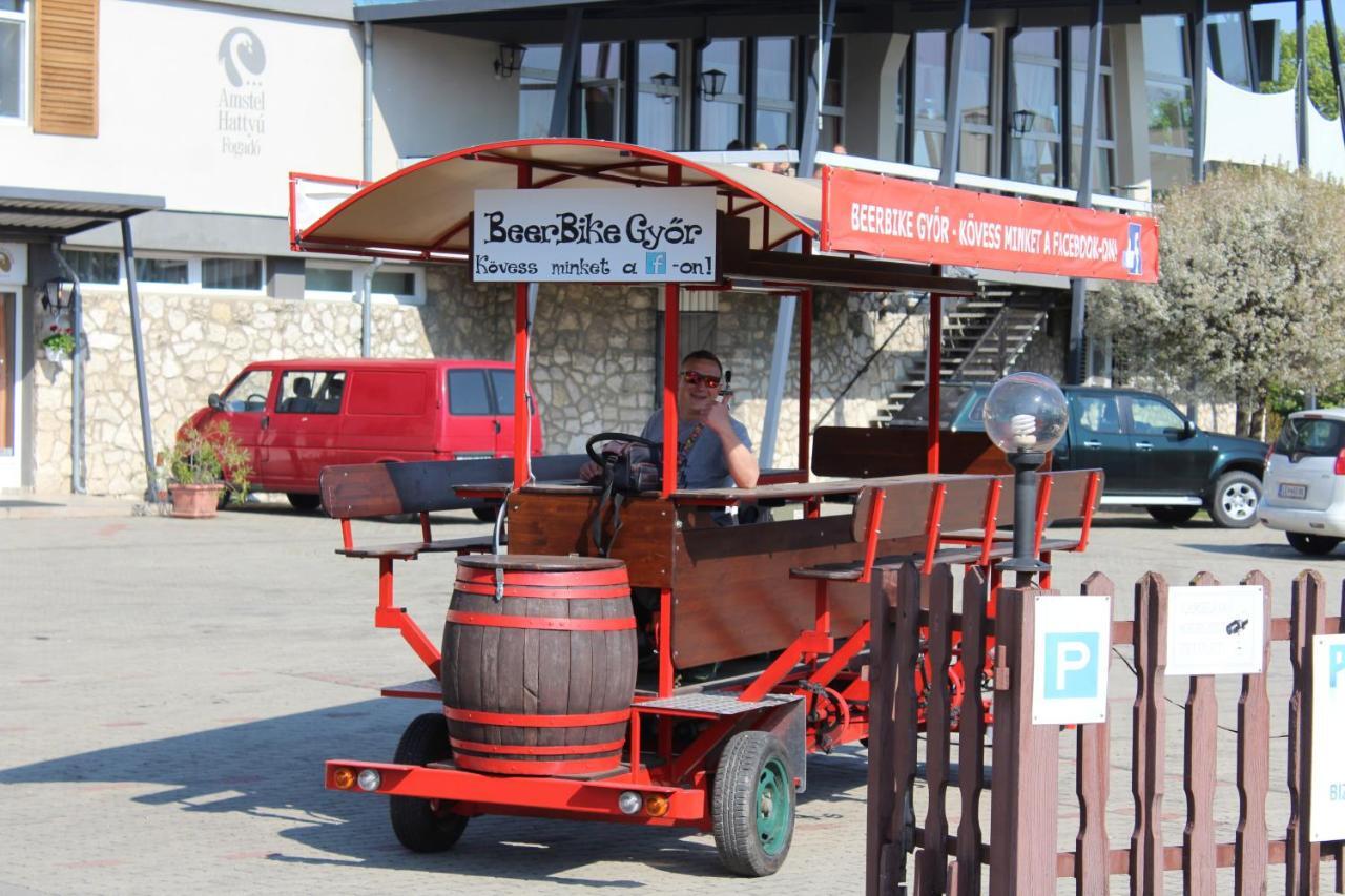 Amstel Hattyú Panzió -Érintésmentes bejelentkezés Győr Extérieur photo